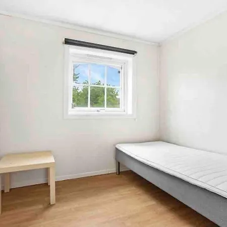 Stor I - 10 Soverom For Firma Eller Privat Villa