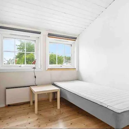 Βίλα Stor I - 10 Soverom For Firma Eller Privat